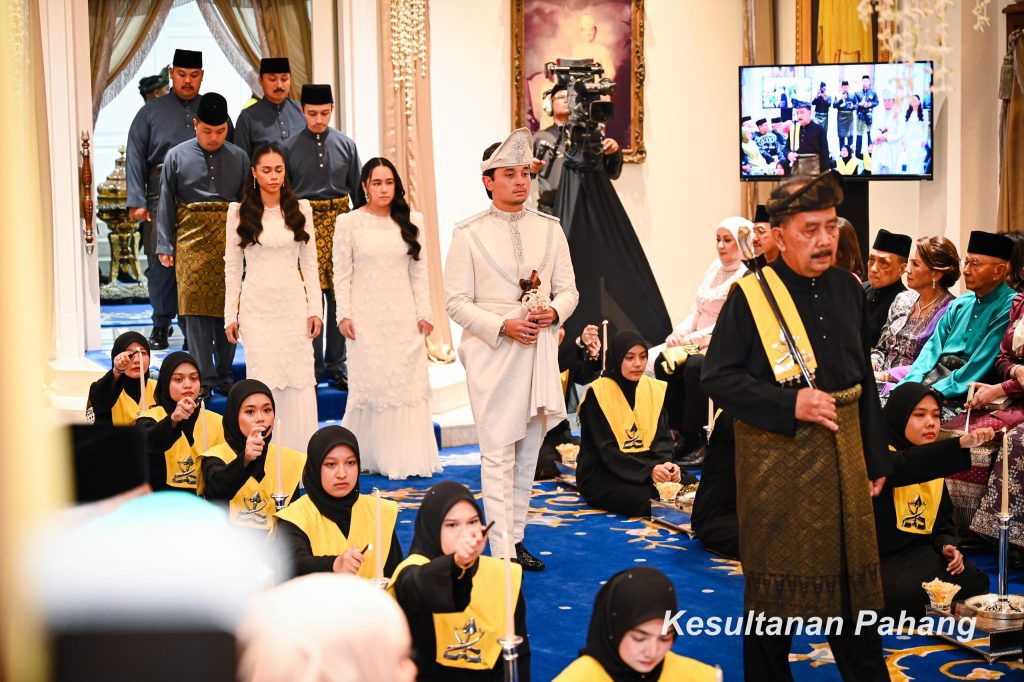 FOTO ISTIADAT PERSANDINGAN TENGKU MUHAMMAD ISKANDAR TENGKU NATASYA PUTERI