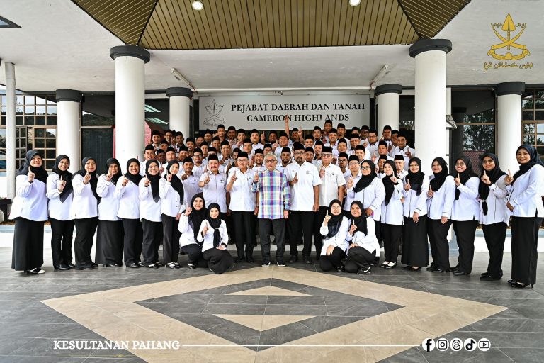 LAWATAN DI CAMERON HIGHLANDS MENGIMBAU NOSTALGIA ZAMAN MUDA – KDPB SULTAN PAHANG