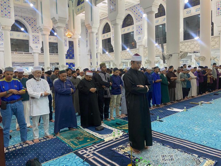 MASJID DAN SURAU DI NEGERI PAHANG LAKSANA SOLAT HAJAT UNTUK KESELAMATAN NEGARA TIMUR TENGAH DAN RAKYAT