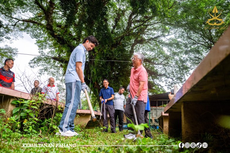 KDPB SULTAN PAHANG BERKENAN BERANGKAT KE PROGRAM GOTONG ROYONG KAMPUNG BANTAL