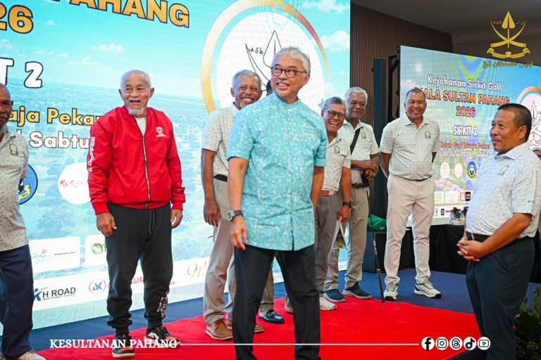 KDPB SULTAN PAHANG BERKENAN SEMPURNAKAN MAJLIS PENGURNIAAN HADIAH KEJOHANAN SIRKIT GOLF PIALA SULTAN PAHANG 2025 DI PEKAN